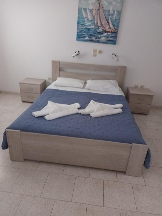 Holidays In Paros อลิกิ ภายนอก รูปภาพ